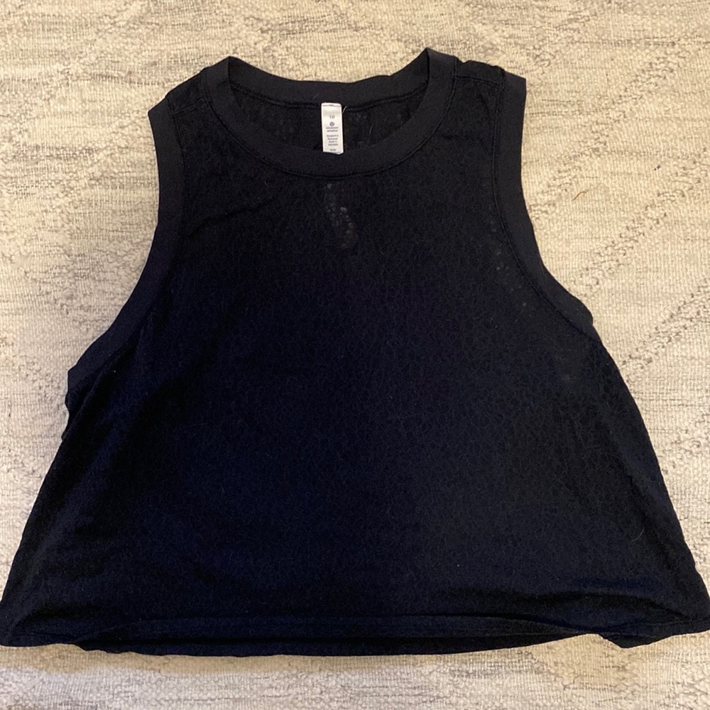Lululemon work out top. Size 10